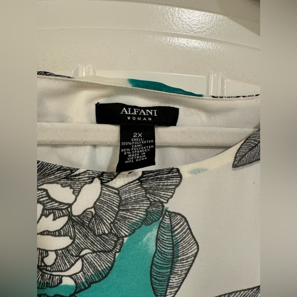 ALFANI blouse Size 2X - Picture 2 of 4